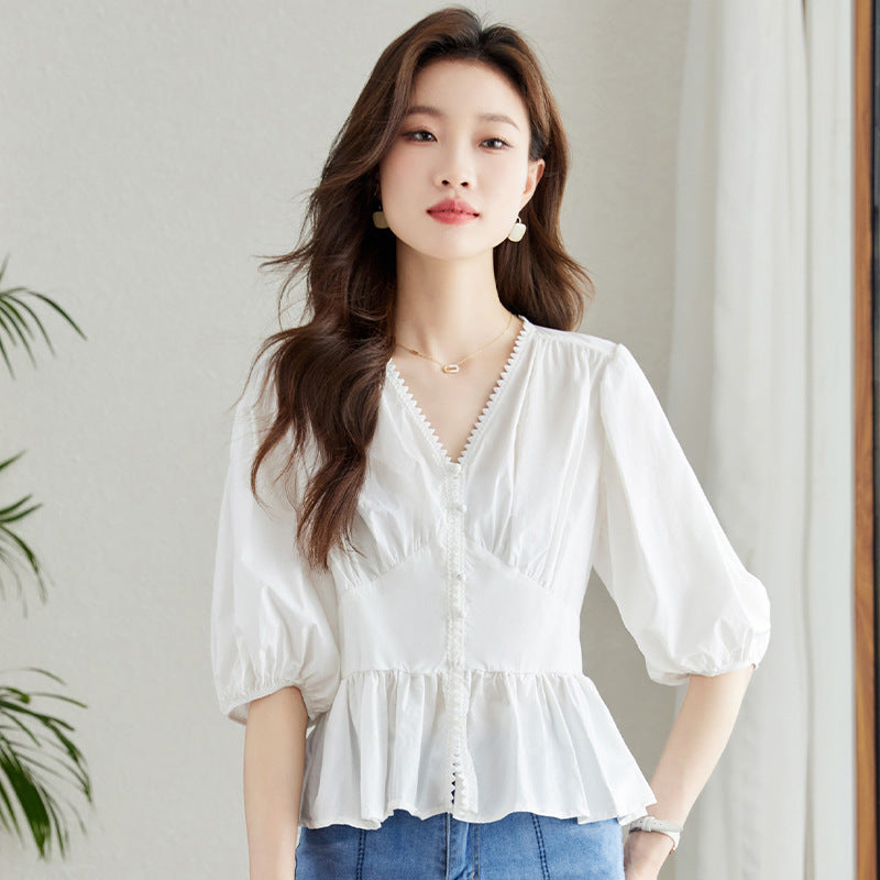 Short-sleeved Women's shirt